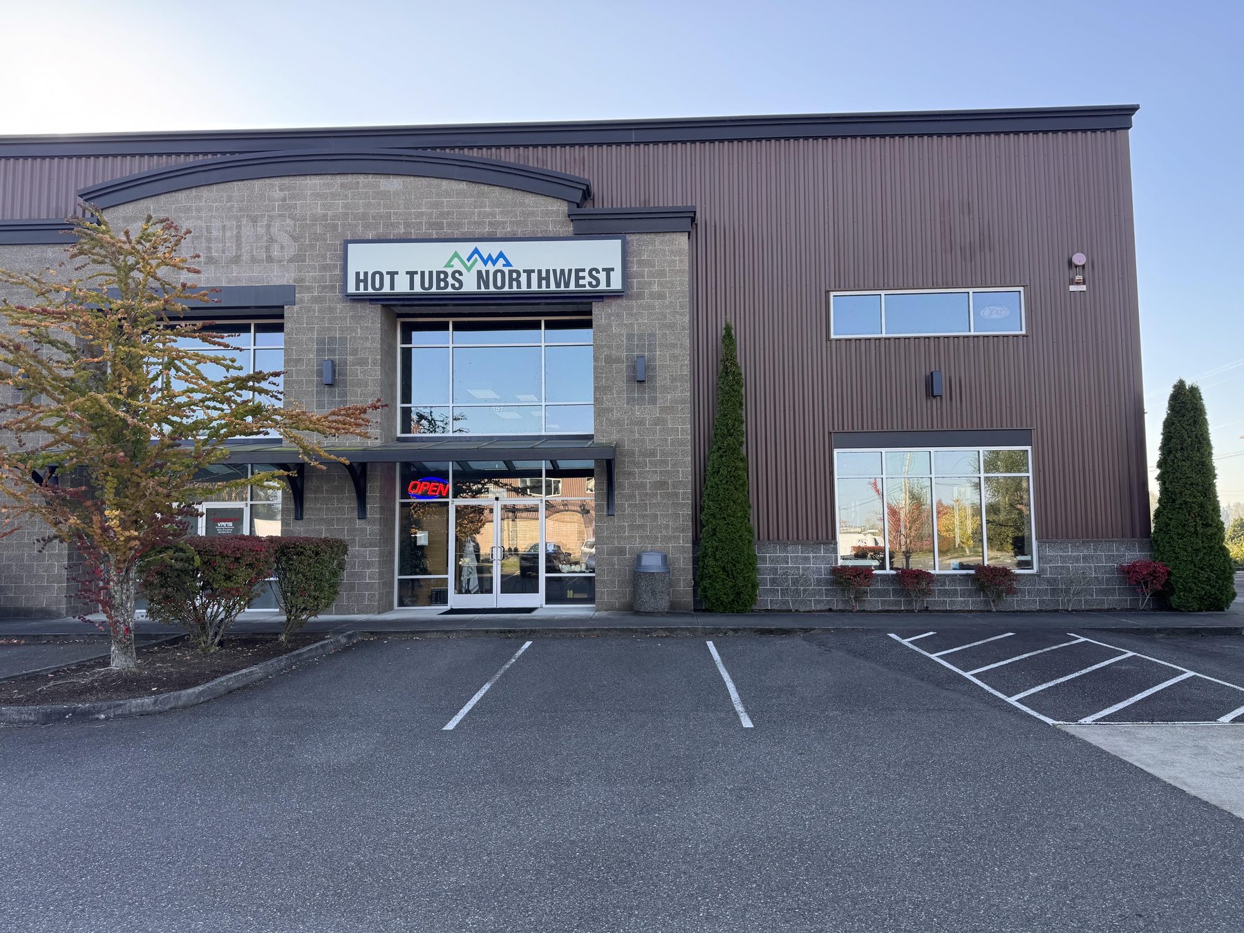 Hot Tubs Northwest sign at the Ferndale showroom